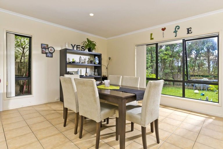 Photo of property in 37 Nautilus Drive, Gulf Harbour, Whangaparaoa, 0930