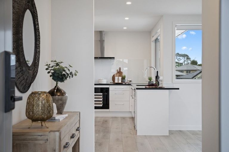 Photo of property in 11 Waikohi Avenue, Glenbrook, Waiuku, 2681