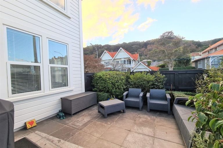 Photo of property in 49 Tinakori Road, Thorndon, Wellington, 6011