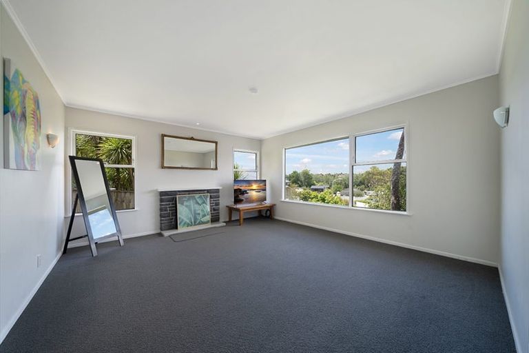 Photo of property in 9 Philip Place, Hillcrest, Auckland, 0627