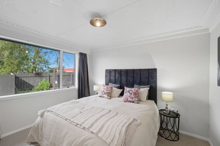 Photo of property in 98 Martin Road, Fairfield, Dunedin, 9018