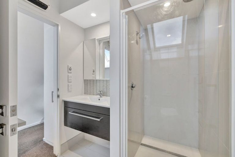 Photo of property in 1036h Colombo Street, St Albans, Christchurch, 8014