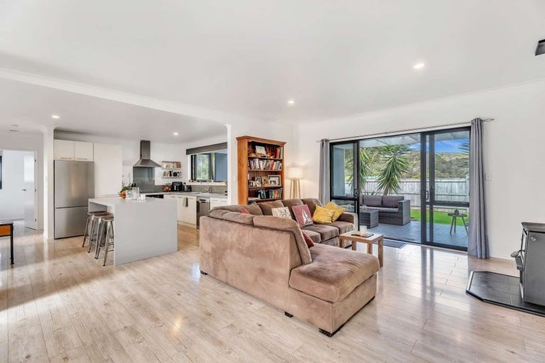 Photo of property in 1a Ocean Beach Road, Tairua, 3508