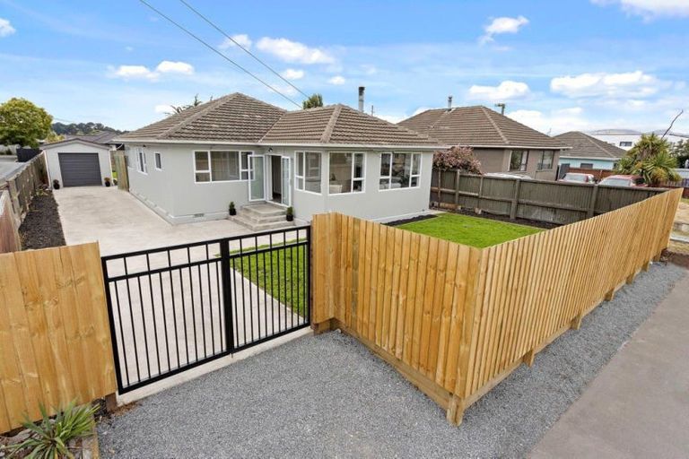 Photo of property in 40 Bower Avenue, New Brighton, Christchurch, 8083