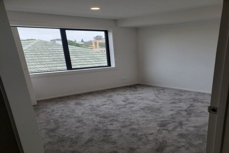 Photo of property in 2/2 Dolphin Street, Pakuranga, Auckland, 2010