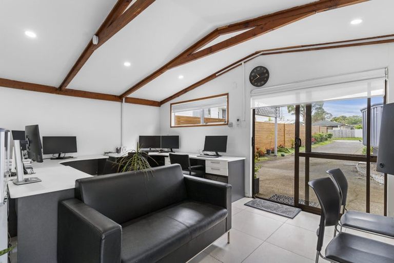 Photo of property in 369 Bucklands Beach Road, Bucklands Beach, Auckland, 2012