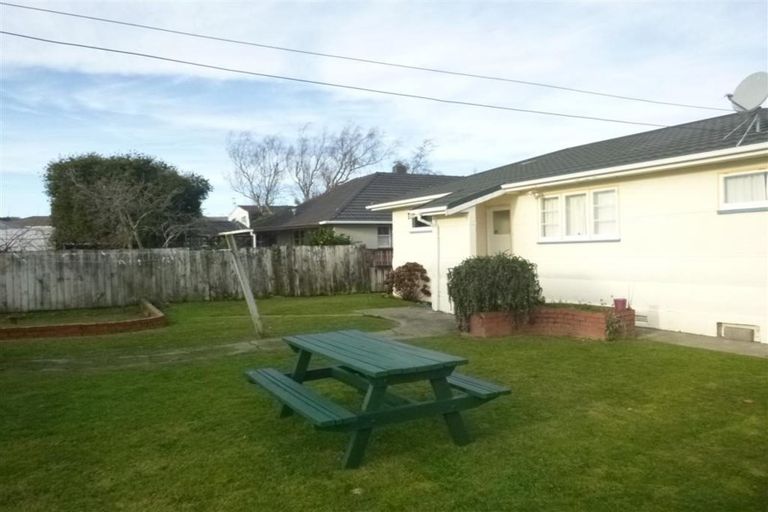 Photo of property in 33 John Street, Trentham, Upper Hutt, 5018