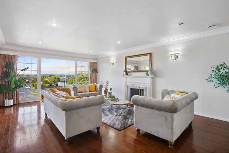 Photo of property in 32 Glenmore Road, Sunnyhills, Auckland, 2010