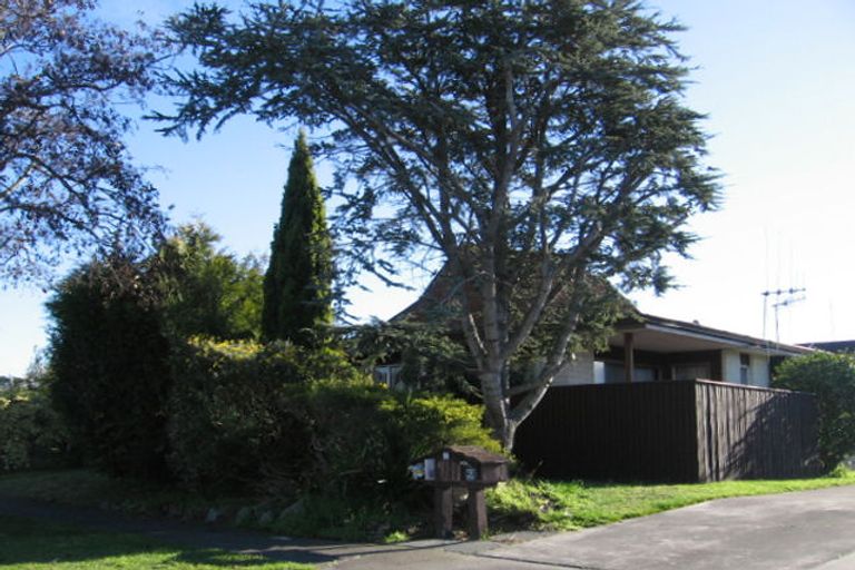 Photo of property in 43 Terry Crescent, Milson, Palmerston North, 4414