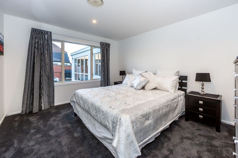 Photo of property in 6 Teal Close, Woolston, Christchurch, 8023