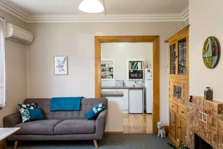 Photo of property in 53 Manor Place, Dunedin Central, Dunedin, 9016