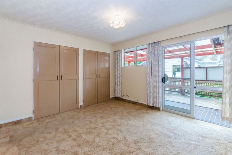 Photo of property in 13 Hookway Grove, Paraparaumu, 5032