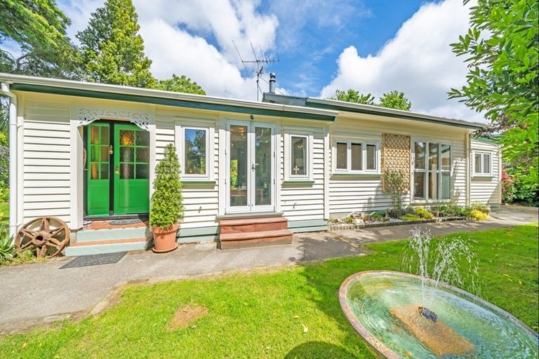 Photo of property in 56 Whitemans Road, Silverstream, Upper Hutt, 5019