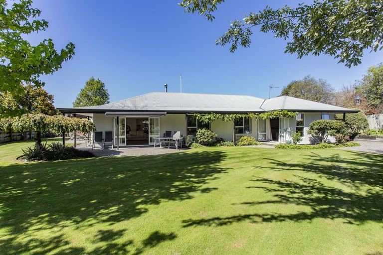 Photo of property in 18 Bridget Lane, Rangiora, 7400