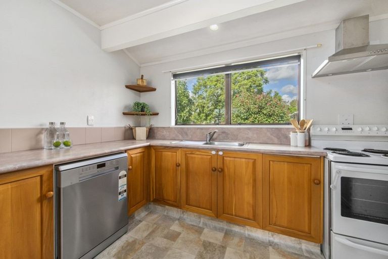 Photo of property in 1 Pandora Place, Welcome Bay, Tauranga, 3112