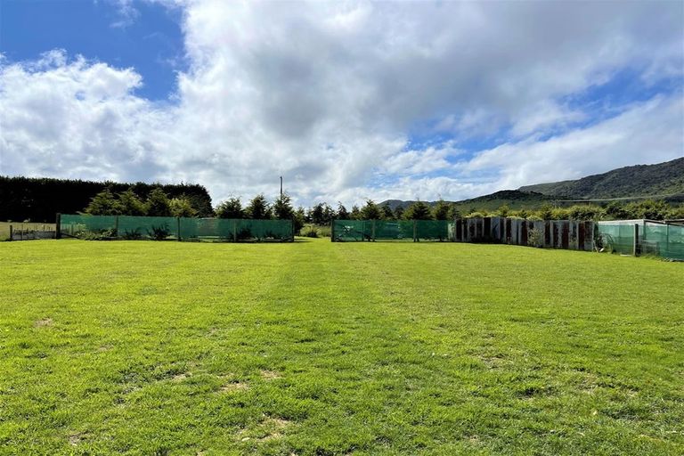 Photo of property in 1019 Owaka Valley Road, Owaka Valley, Owaka, 9586