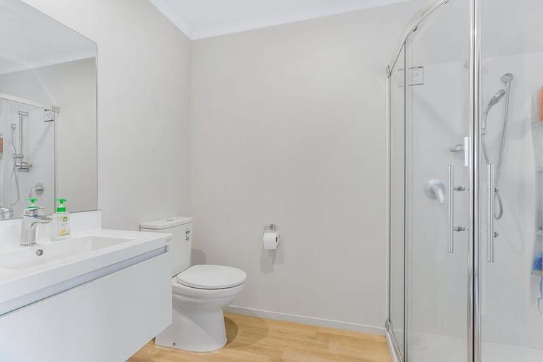 Photo of property in 2/85 Normandy Avenue, Melville, Hamilton, 3206