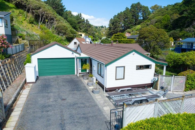 Photo of property in 2 Bosun Terrace, Whitby, Porirua, 5024