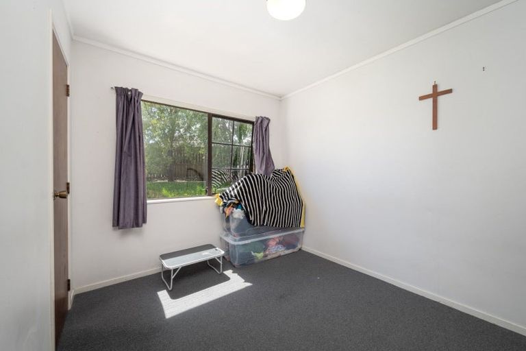 Photo of property in 52 Aviemore Drive, Highland Park, Auckland, 2010