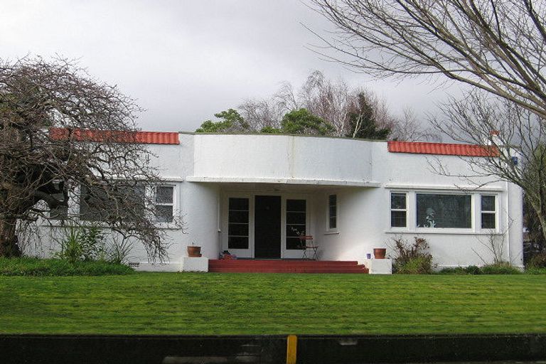 Photo of property in 8 Awatea Terrace, Hokowhitu, Palmerston North, 4410