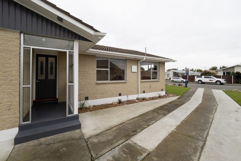 Photo of property in 2 Mcelrea Place, Allenton, Ashburton, 7700