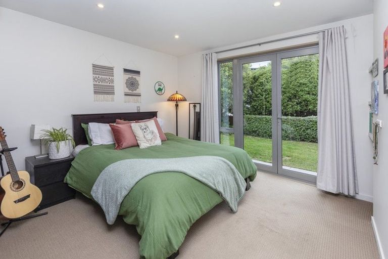 Photo of property in 11 Stonewall Place, Huntsbury, Christchurch, 8022