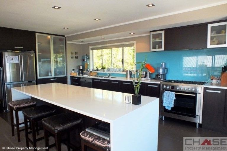 Photo of property in 1/38 Carlisle Road, Browns Bay, Auckland, 0630