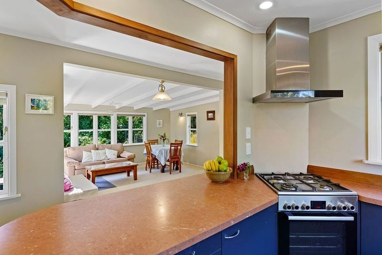 Photo of property in 2 Tui Crescent, Waikanae, 5036