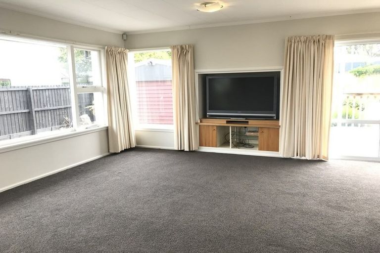 Photo of property in 7 Vancouver Crescent, Wainoni, Christchurch, 8061