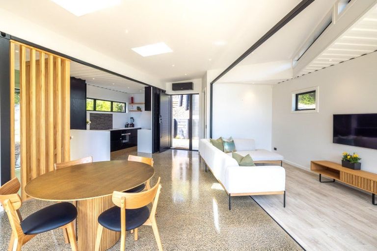 Photo of property in 14 Okoka Road, Omiha, Waiheke Island, 1081
