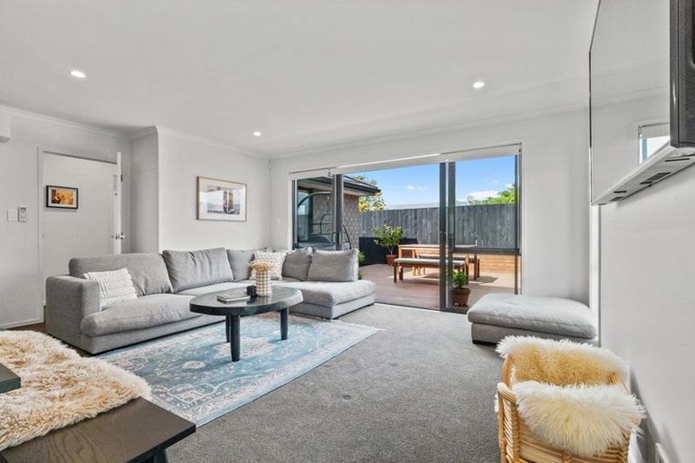 Photo of property in 11 Eastbank Drive, Katikati, 3129