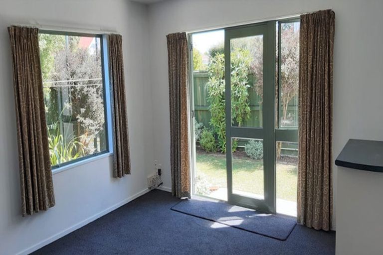 Photo of property in 1/13 Crohane Place, Addington, Christchurch, 8024