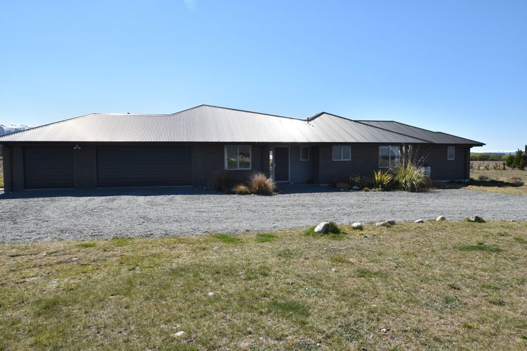 Photo of property in 100 Boundary Terrace, Twizel, 7999