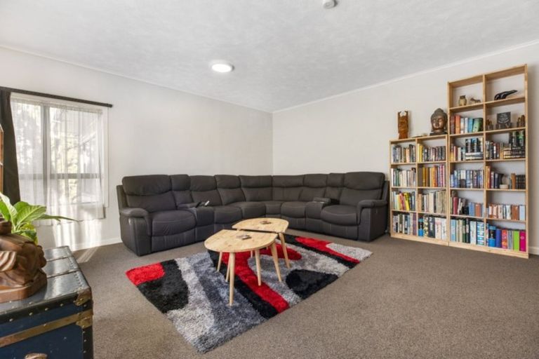 Photo of property in 55 Howe Street, Howick, Auckland, 2014