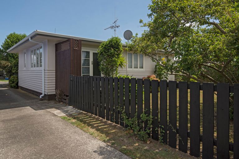 Photo of property in 128 Windsor Road, Bellevue, Tauranga, 3110