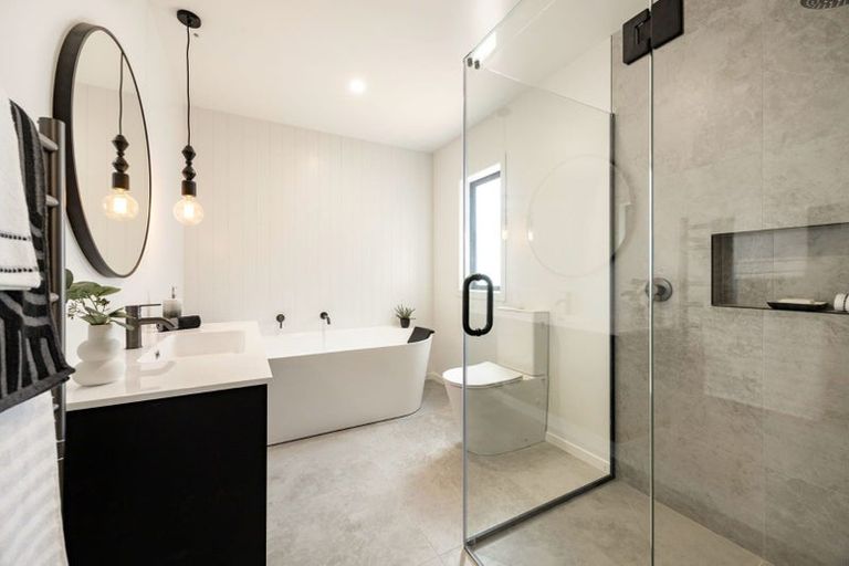 Photo of property in 37 Taahunui Rise, Peacocke, Hamilton, 3206