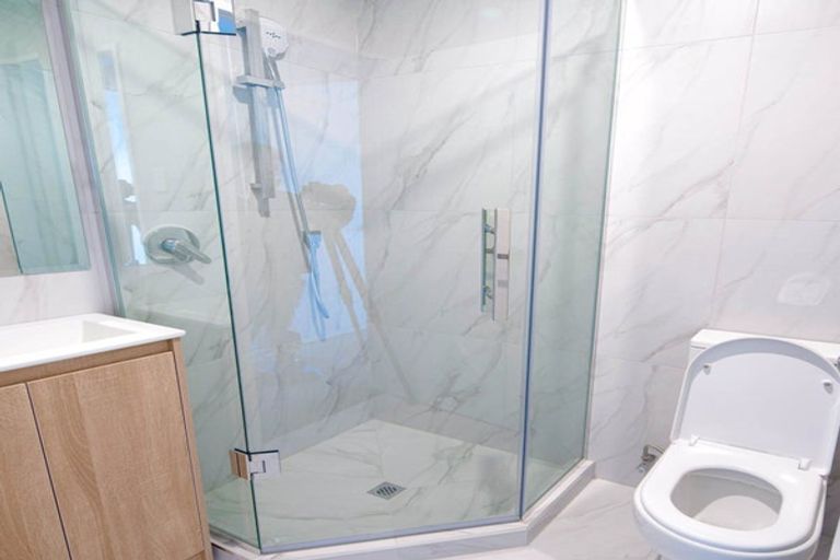 Photo of property in 27 Korokio Lane, Henderson, Auckland, 0612