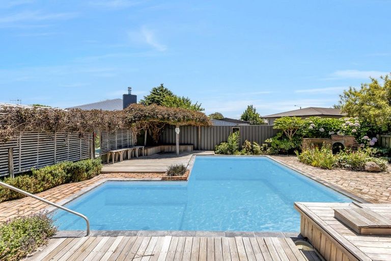 Photo of property in 30 Mcgregor Avenue, Pirimai, Napier, 4112