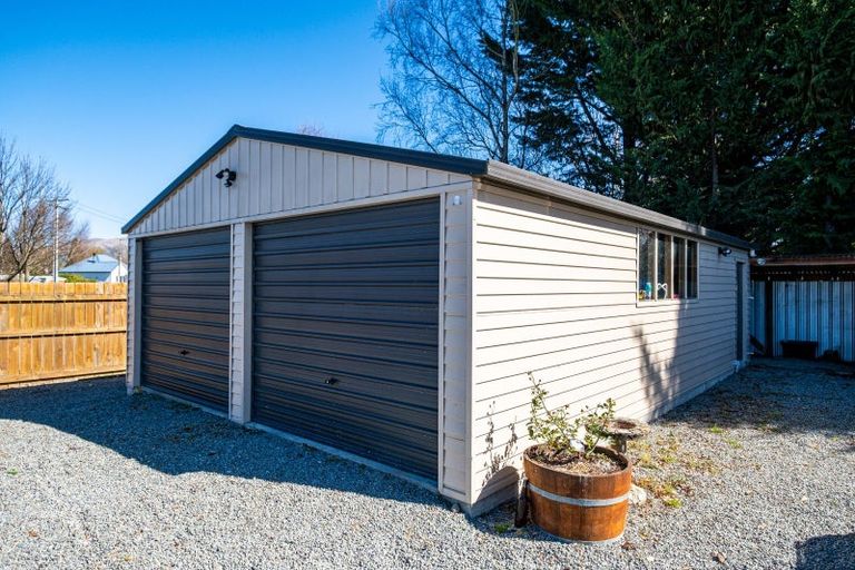 Photo of property in 21 Talbot Road, Fairlie, 7925