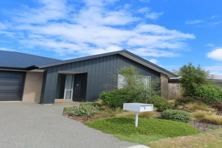 Photo of property in 7 Stackwood Avenue, Woodend, 7610