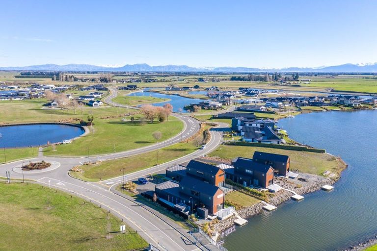 Photo of property in 203 Lake Hood Drive, Huntingdon, Ashburton, 7774