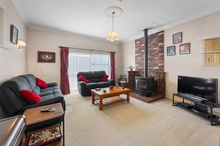 Photo of property in 4 Roxburgh Grove, Petone, Lower Hutt, 5012