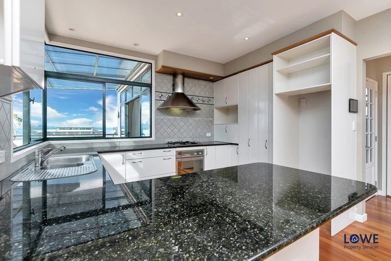 Photo of property in 1a Bournemouth Terrace, Murrays Bay, Auckland, 0630