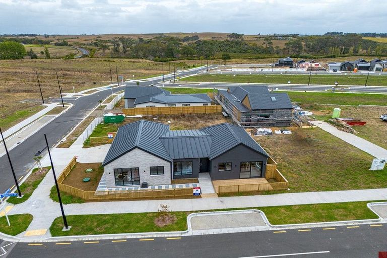 Photo of property in 13 Wagyu Lane, Karaka, 2580