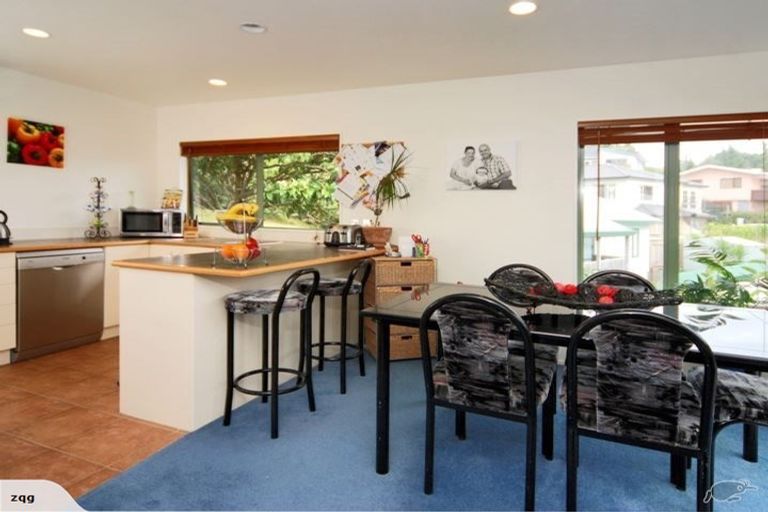 Photo of property in 221/19 Downing Street, Glenfield, Auckland, 0629
