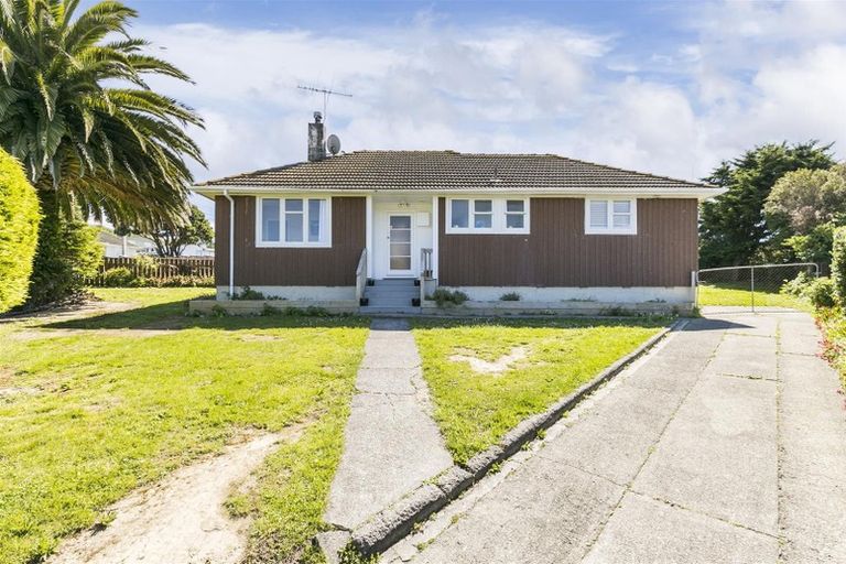 Photo of property in 4 Paenui Street, Titahi Bay, Porirua, 5022