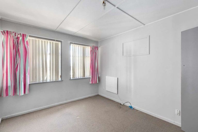 Photo of property in 1/72 Great South Road, Manurewa, Auckland, 2102