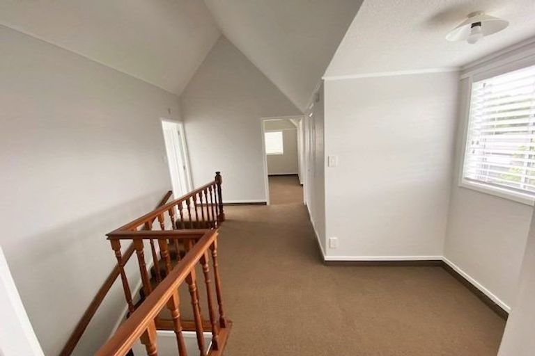 Photo of property in 12 Motuora Road, Manly, Whangaparaoa, 0930