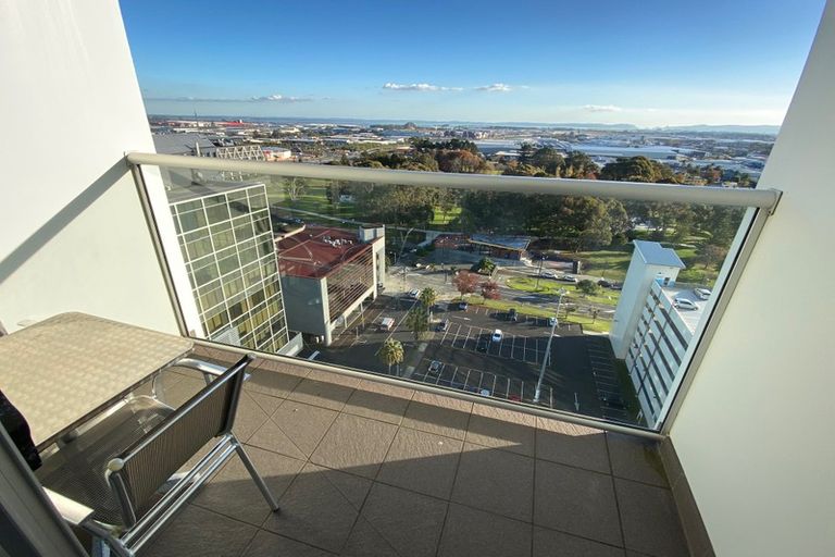 Photo of property in Proximity Apartments, 1410/17 Osterley Way, Manukau, Auckland, 2104