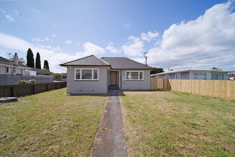 Photo of property in 1/27 Halsey Road, Manurewa, Auckland, 2102